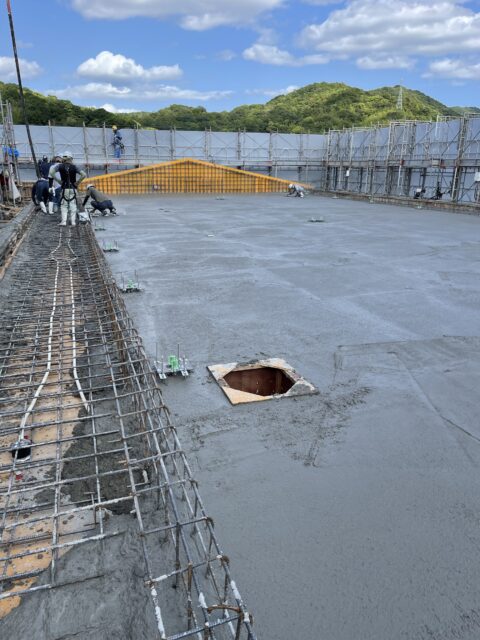 土間金鏝仕上げ